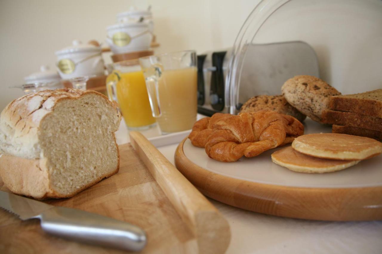 Stoke Gabriel Lodgings Bed & Breakfast Totnes Exterior photo